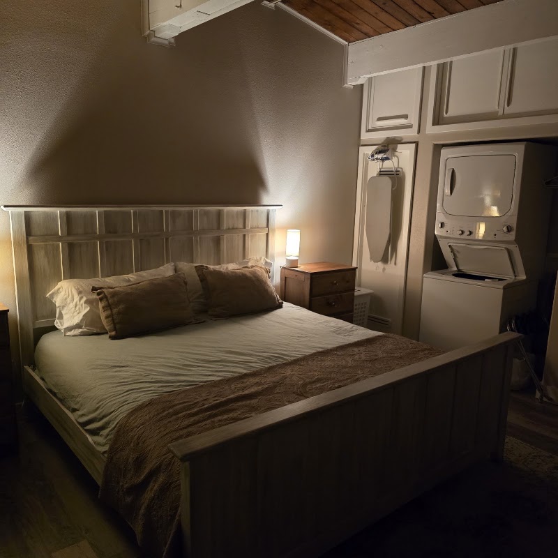 Dreaming Bear Suites - Event Venue in Sitka, Alaska