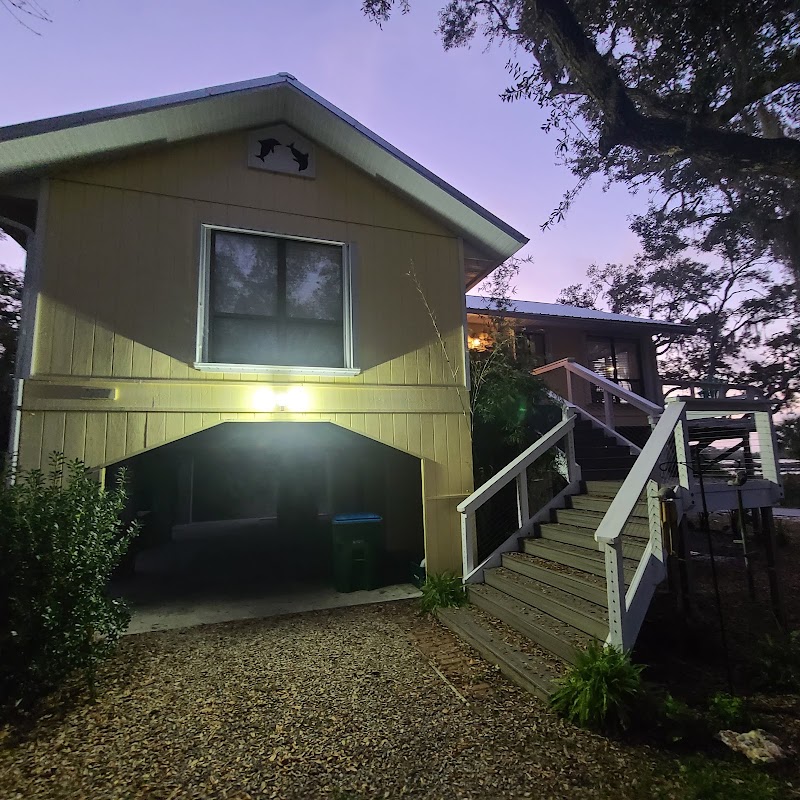 Sun Kissed Treehouse - Event Venue in Cedar Key, Florida