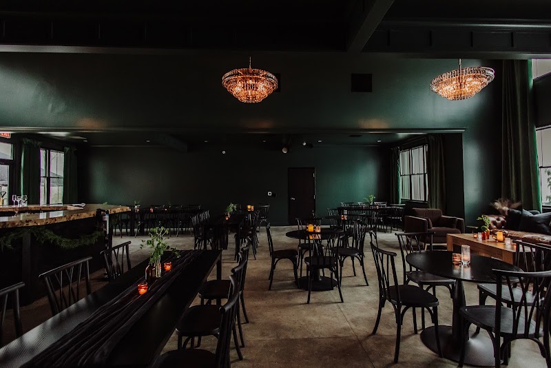 Emerson Lounge - Event Venue in Saugatuck, Michigan