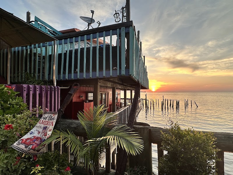 Cedar Key Harbour Master Suites - Event Venue in Cedar Key, Florida