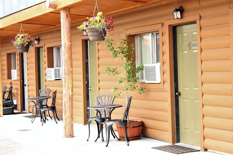 Elkhorn Cabins and Inn - Event Venue in West Yellowstone, Montana
