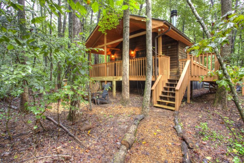 Tanglewood Cabins Rentals & Deer Crossing Lodge - Event Venue in Sautee Nacoochee, Georgia