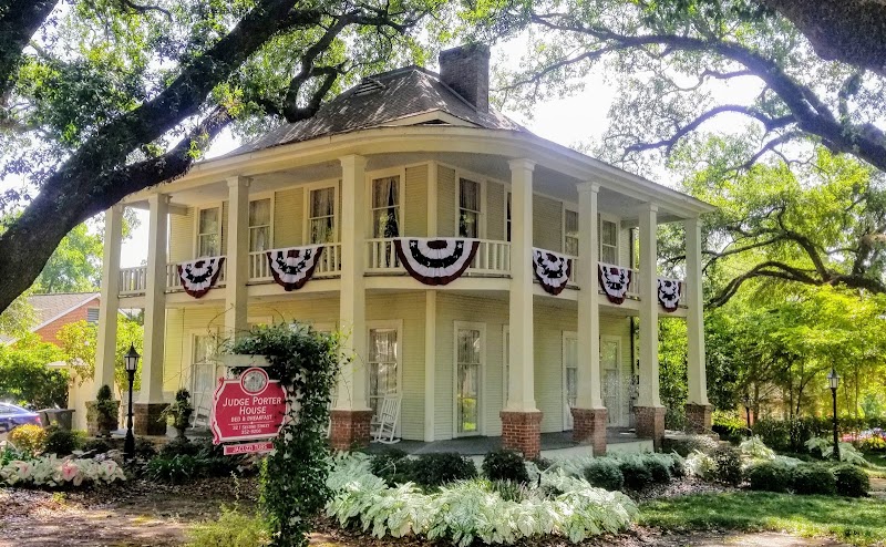 Judge Porter House Bed and Breakfast - Event Venue in Natchitoches, Louisiana