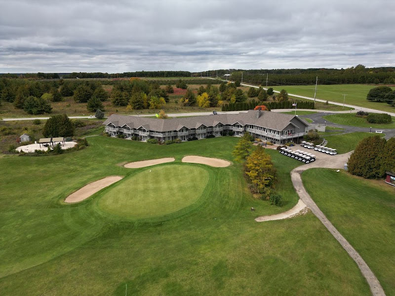 Cherry Hills Golf & Lodge - Event Venue in Sturgeon Bay, Wisconsin