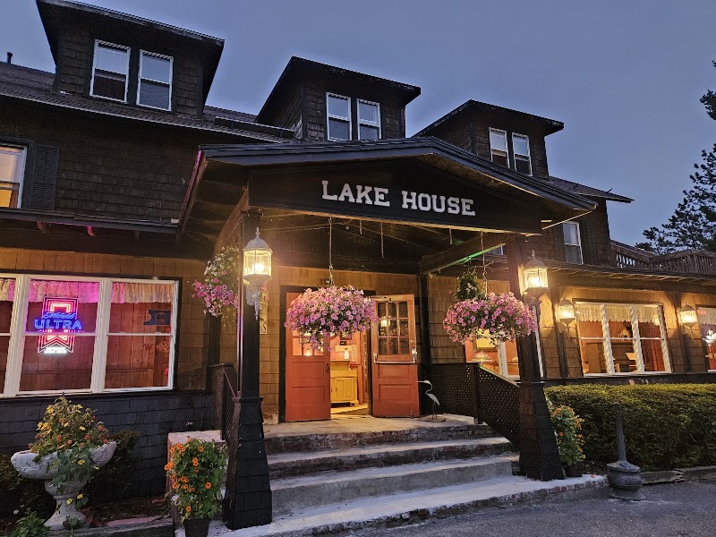 The Lake House Restaurant & Lodge - Event Venue in Richfield Springs, New York