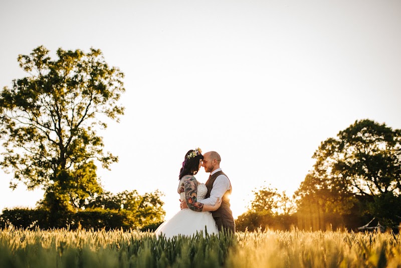 Huntsmill Farm Weddings - Event Venue in Shalstone, Buckinghamshire