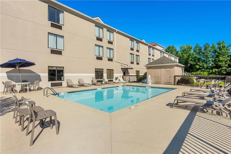 Comfort Inn & Suites Oxford South - Event Venue in Oxford, North Carolina