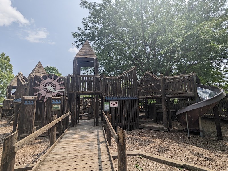 Glen Oak Park - Event Venue in Peoria, Illinois