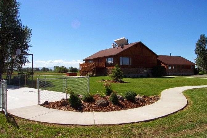 Three Peaks Lodge Weddings and Reunion Venue - Event Venue in Saint Anthony, Idaho