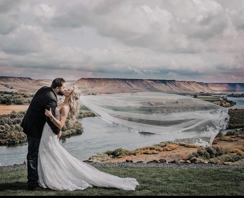 Fox Canyon Vineyards - Event Venue in Marsing, Idaho