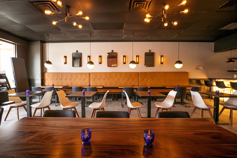 Rustic 21 Bistro - Event Venue in Jacksonville, Florida