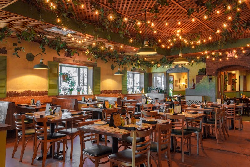 Cucina Tagliani Pasta, Pizza & Vino - Event Venue in Glendale, Arizona