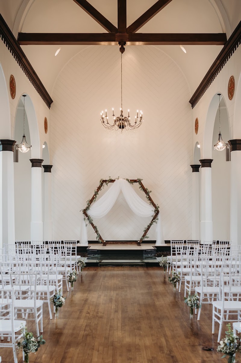 Hamlet Creek Weddings & Events - Event Venue in Green Bay, Wisconsin