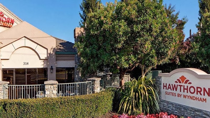 Hawthorn Suites by Wyndham Napa Valley - Event Venue in Napa, California