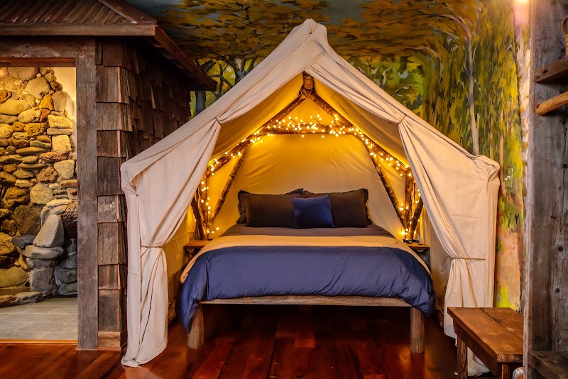The Front Porch Inn - Event Venue in Arcata, California
