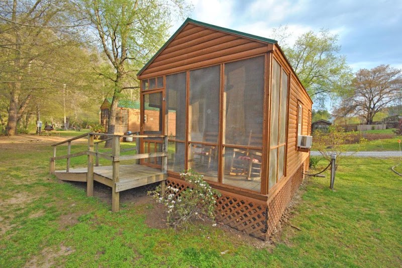 Creekside Cabins - Event Venue in Bryson City, North Carolina