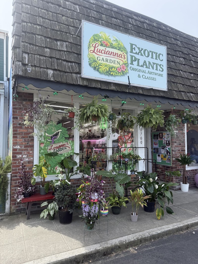 Lucianna's Garden - Event Venue in Stanwood, Washington