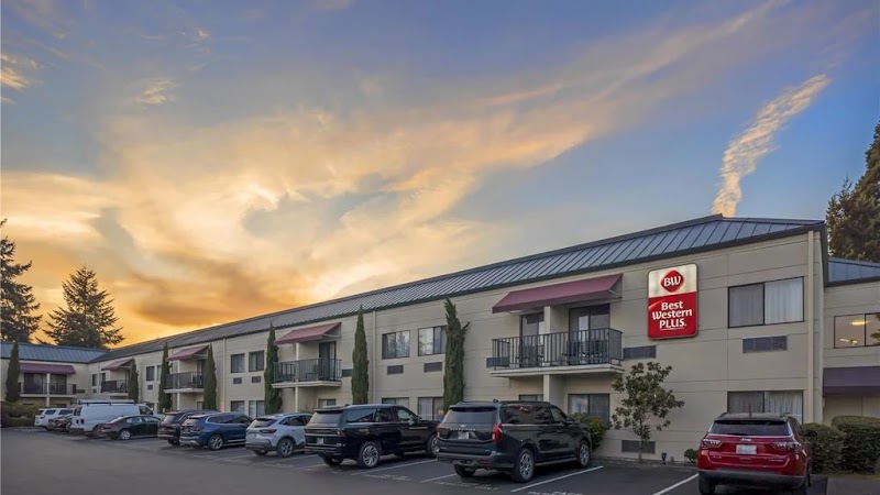 Best Western Plus Plaza by the Green - Event Venue in Kent, Washington
