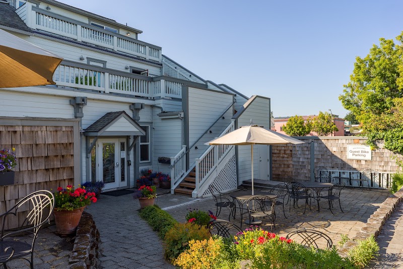 Bird Rock Hotel - Event Venue in Friday Harbor, Washington