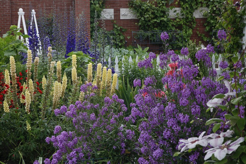 Oakwood Gardens - Event Venue in Hillsboro, Oregon