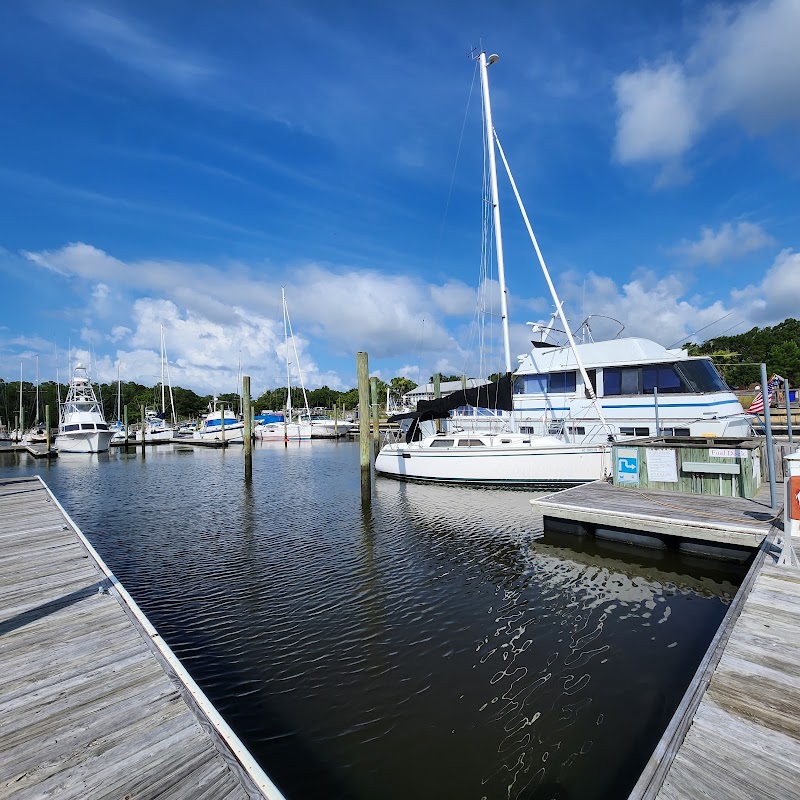 Deep Point Marina & Yacht Club - Event Venue in Southport, North Carolina