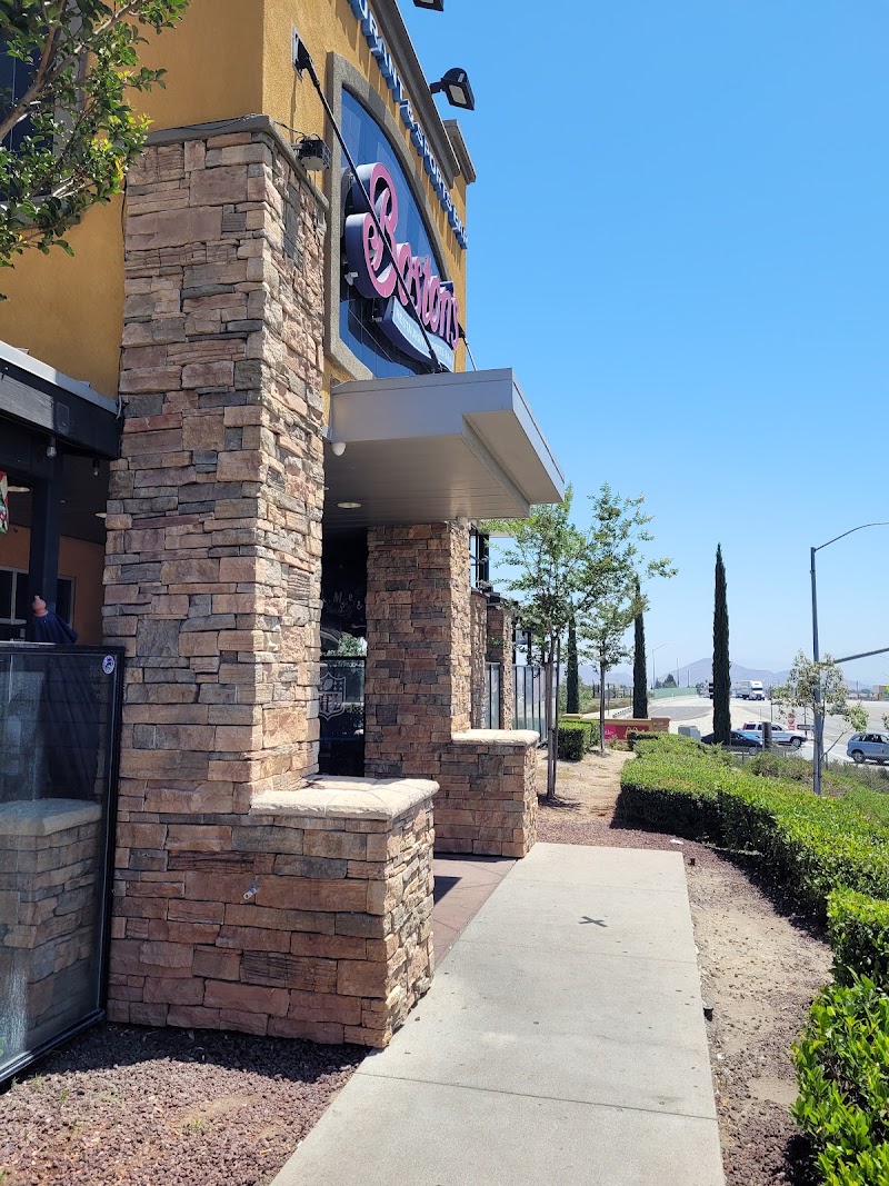Boston's Pizza Restaurant & Sports Bar - Event Venue in Fontana, California