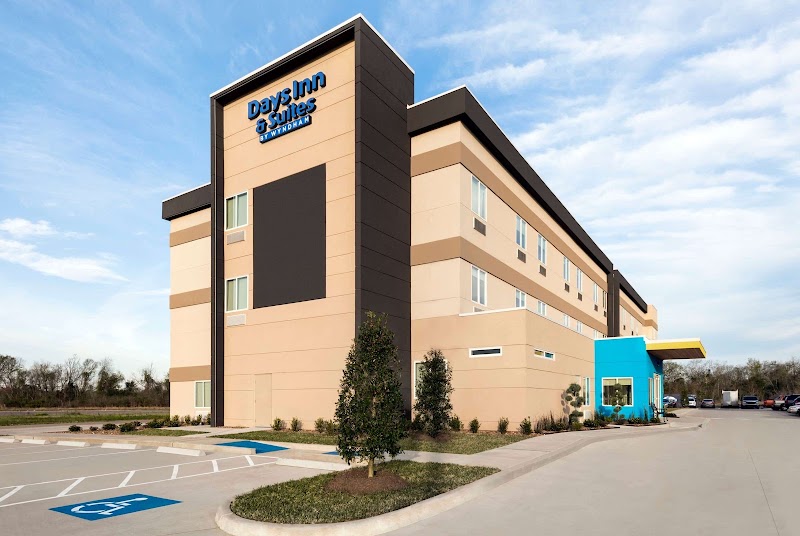 Days Inn & Suites by Wyndham Beaumont West / I-10 & Walden - Event Venue in Beaumont, Texas