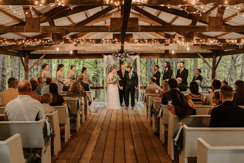 Merry Ledges in the Woods - Event Venue in Depauw, Indiana