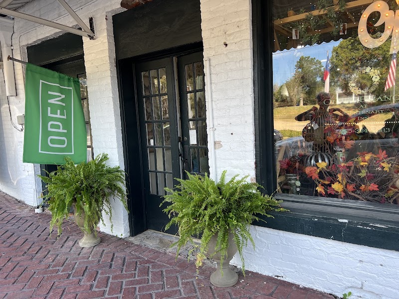 Old Centenary Inn - Event Venue in Jackson, Louisiana