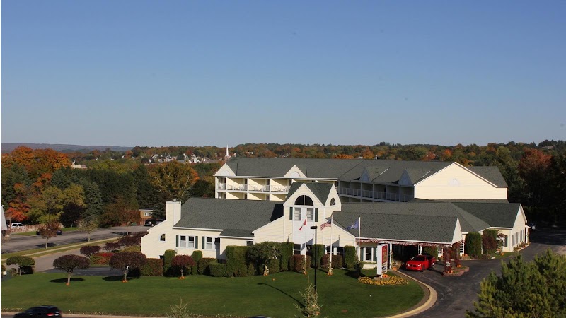 Apple Tree Inn - Event Venue in Petoskey, Michigan