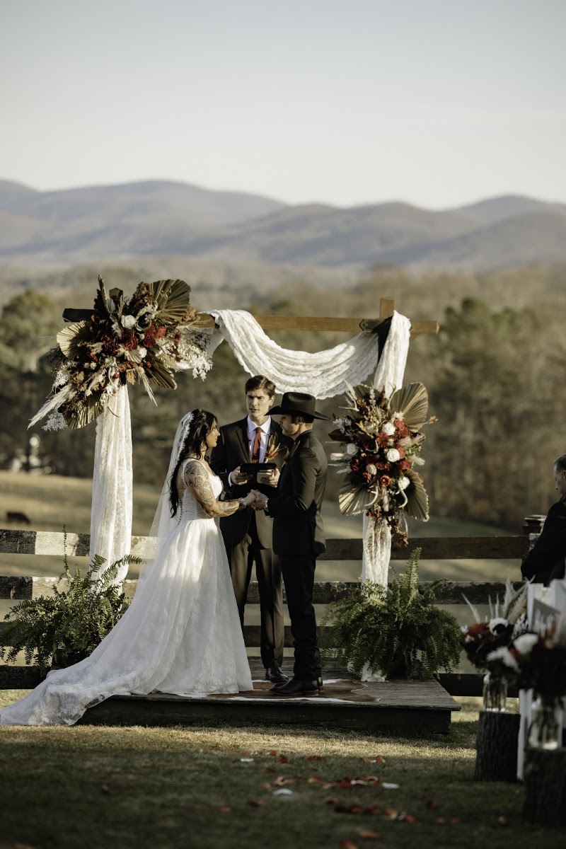 Summit Farm Weddings - Event Venue in Ellijay, Georgia