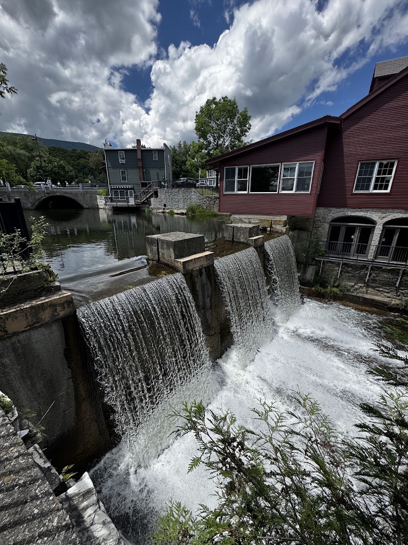 Factory Point Town Green - Event Venue in Manchester, Vermont