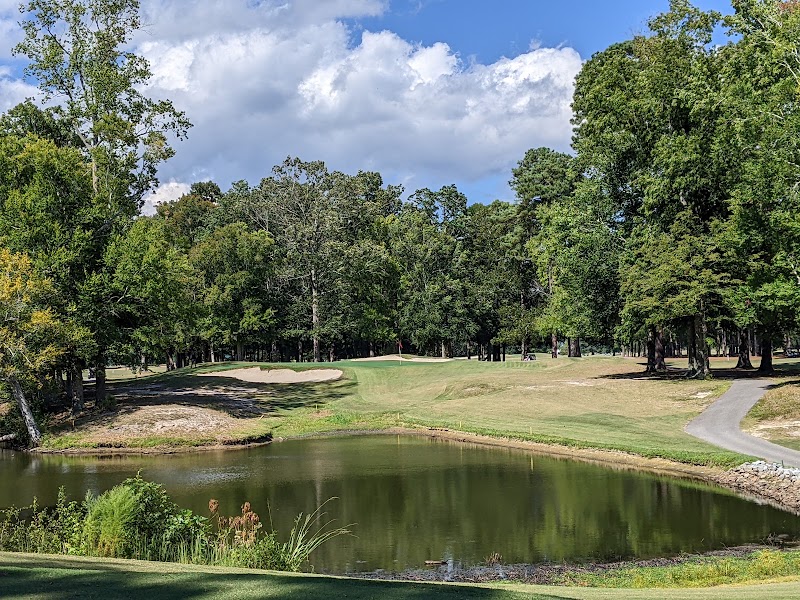 Sleepy Hole Golf Course - Event Venue in Suffolk, Virginia