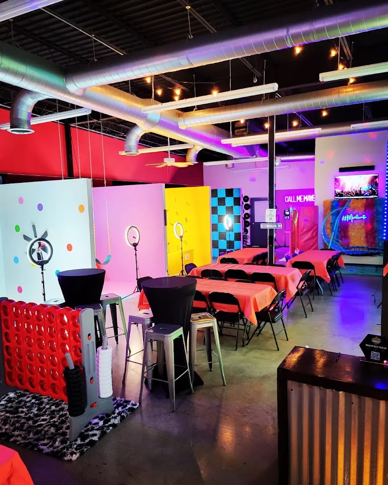 Selfies & More Mini Market - Event Venue in McAllen, Texas