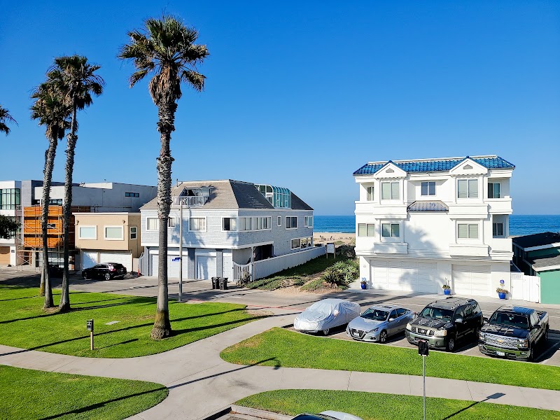 Ocean Surf Inn and Suites - Event Venue in Huntington Beach, California