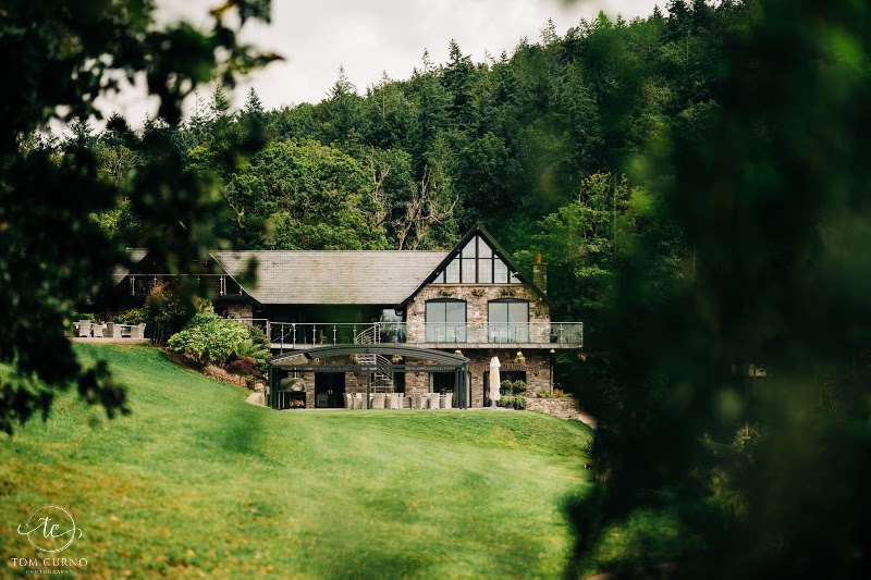 Canada Lodge & Lake - Event Venue in Creigiau, Cymru