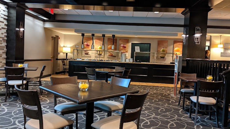 Legends Bistro and Lounge - Event Venue in Tuscaloosa, Alabama