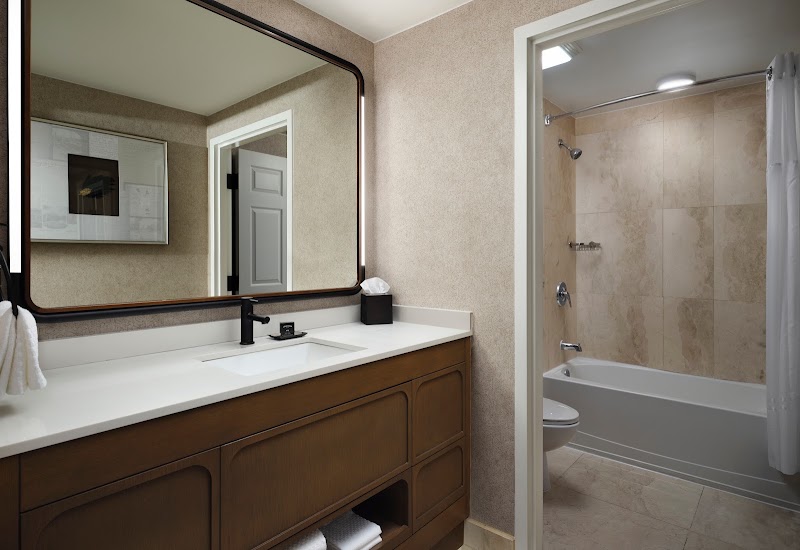 Hotel Flor Tampa Downtown, Tapestry Collection by Hilton - Event Venue in Tampa, Florida