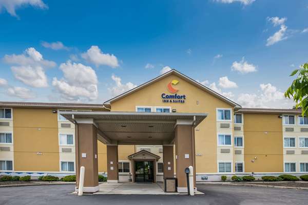 Comfort Inn & Suites Fairborn near Wright Patterson AFB - Event Venue in Fairborn, Ohio
