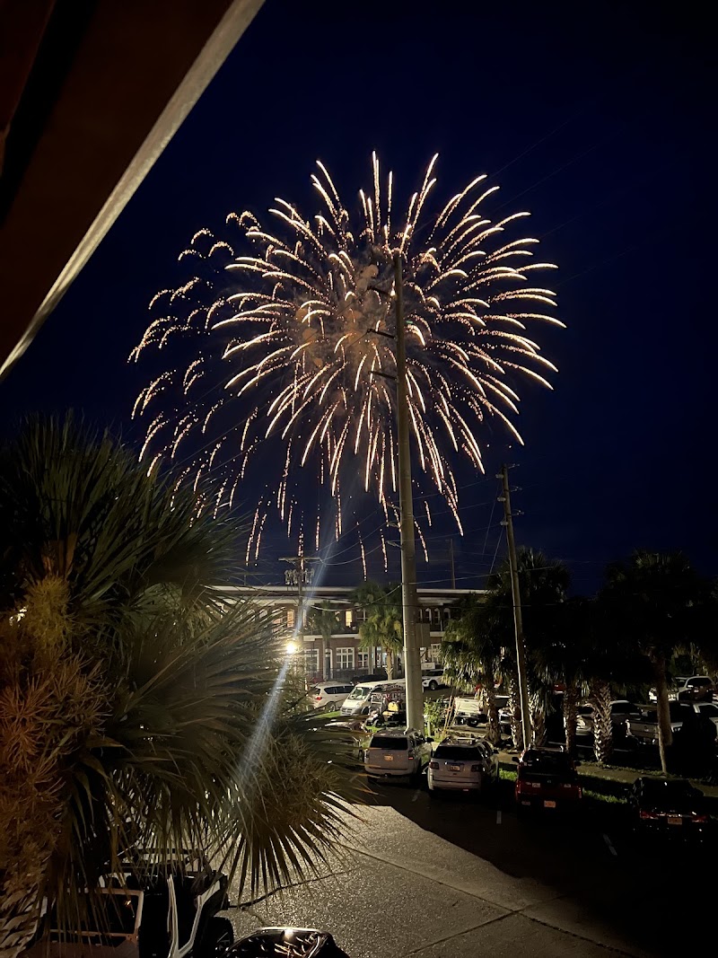 Riverwood Suites - Event Venue in Apalachicola, Florida