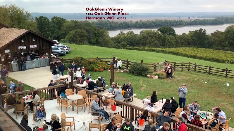 OakGlenn Vineyards & Winery - Event Venue in Hermann, Missouri
