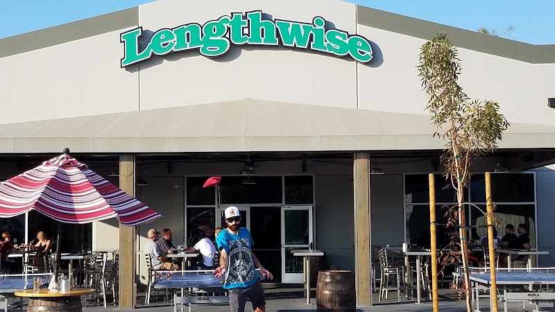 Lengthwise The Pub - Event Venue in Bakersfield, California