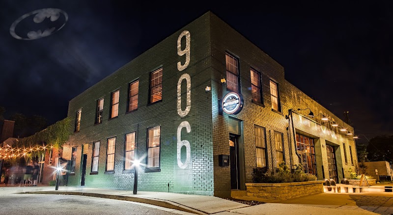 The Ivy House - Event Venue in Milwaukee, Wisconsin