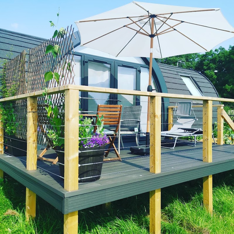 Wolds Wine Estate: Vineyard & Glamping - Event Venue in Nottingham, Nottinghamshire