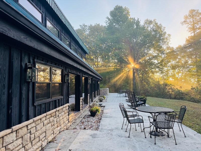 cleftRock Retreat Center - Event Venue in Mount Vernon, Kentucky