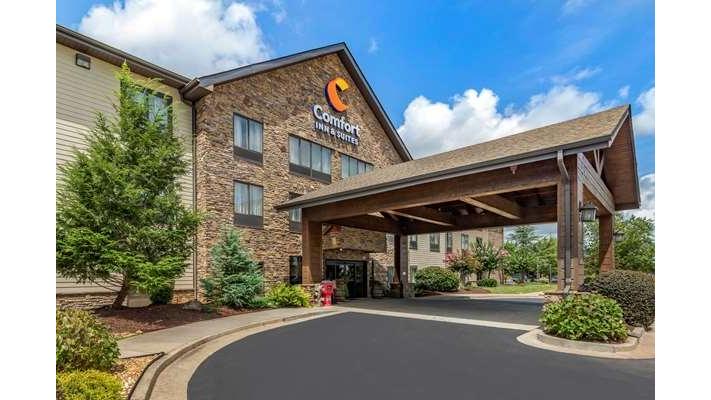 Comfort Inn & Suites Blue Ridge - Event Venue in Blue Ridge, Georgia