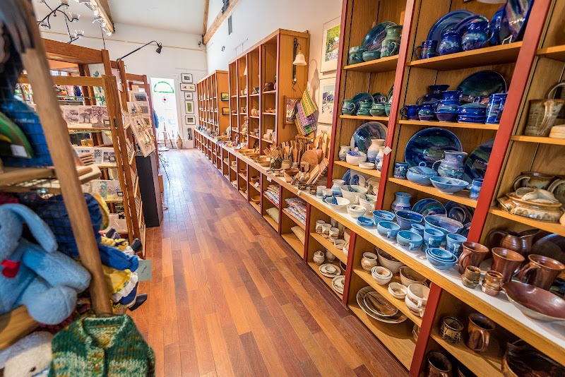League of NH Craftsmen North Conway Fine Craft Gallery - Event Venue in Conway, New Hampshire
