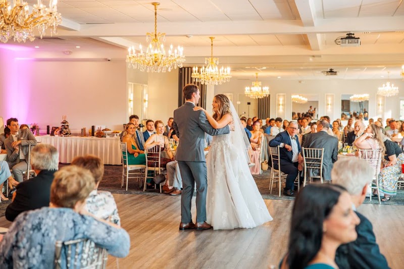 The Club at Twin Lakes - Event Venue in Allentown, Pennsylvania