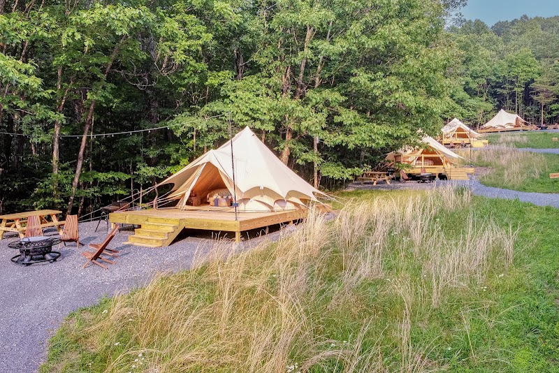 Firefly Ridge Luxury Retreat - Event Venue in Great Cacapon, West Virginia