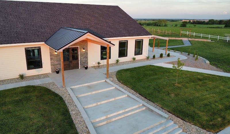 Divine Vineyard & Venue - Event Venue in Saint George, Kansas